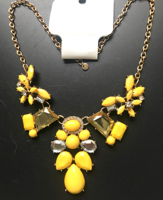 CHARMING CHARLIE NOS NEW OLD STOCK NECKLACE with YELLOW SETS