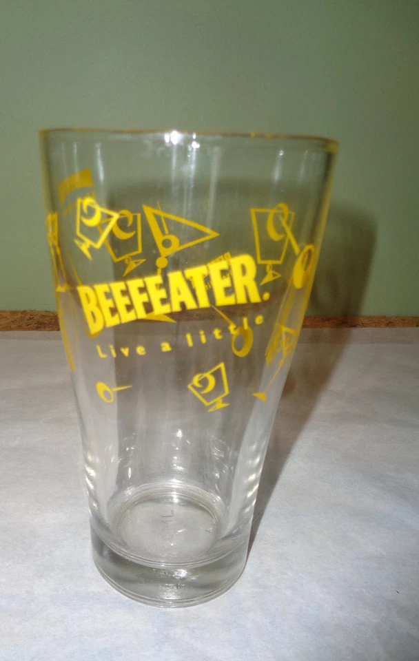 Beefeater Gin - Live A Little - Martini - Olives - Drinking Glass - Image 1 of 1