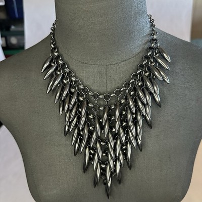 EXPRESS Fashion Bib Style Statement Necklace Dagger Falls Gunmetal Grey