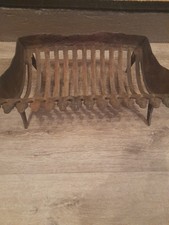 Porte Bûches Ou Grille À Braises Ancienne En Fonte