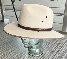 Akubra Coober Pedy SAND Sz. 61 Fur Felt Hat Made In Australia Kangaroo Tail Band