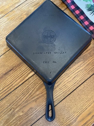 Griswold Square Utility Skillet 768,Erie PA,Small Block Logo, RESTORED Cast Iron