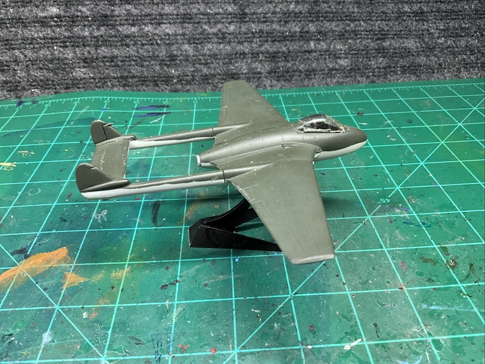 Barn Find escala 1/72, De Havilland Vampire para peças ou restauração - Imagem 4 de 4