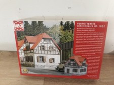 BUSCH  1907 Verwitterers Wohnhaus H0  neu