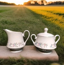 Cerambeau Fine China Creamer and Sugar Bowl Set Pattern Floral CXE1 