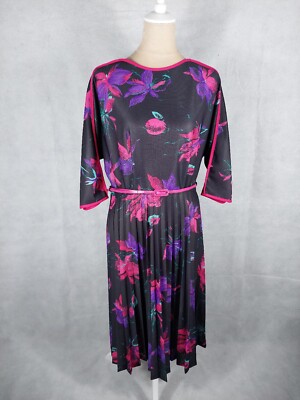 Kleid Vintage Jersey Gr. 22 (L/40/M/38/S/36) schwarz pink Plissee midi retro alt