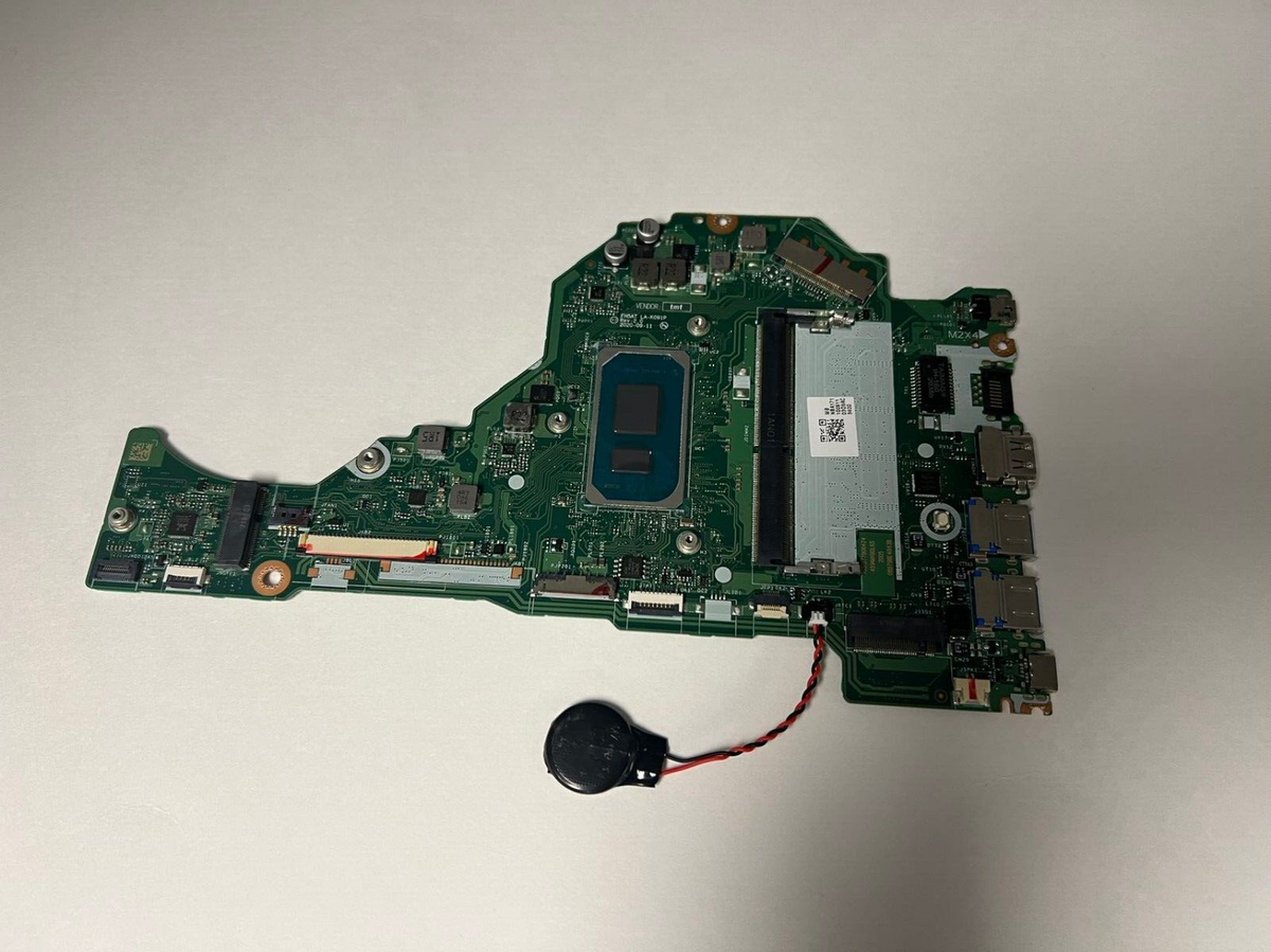Capot Complet Acer Aspire A517-51-31MB – Occasion Très Bon état