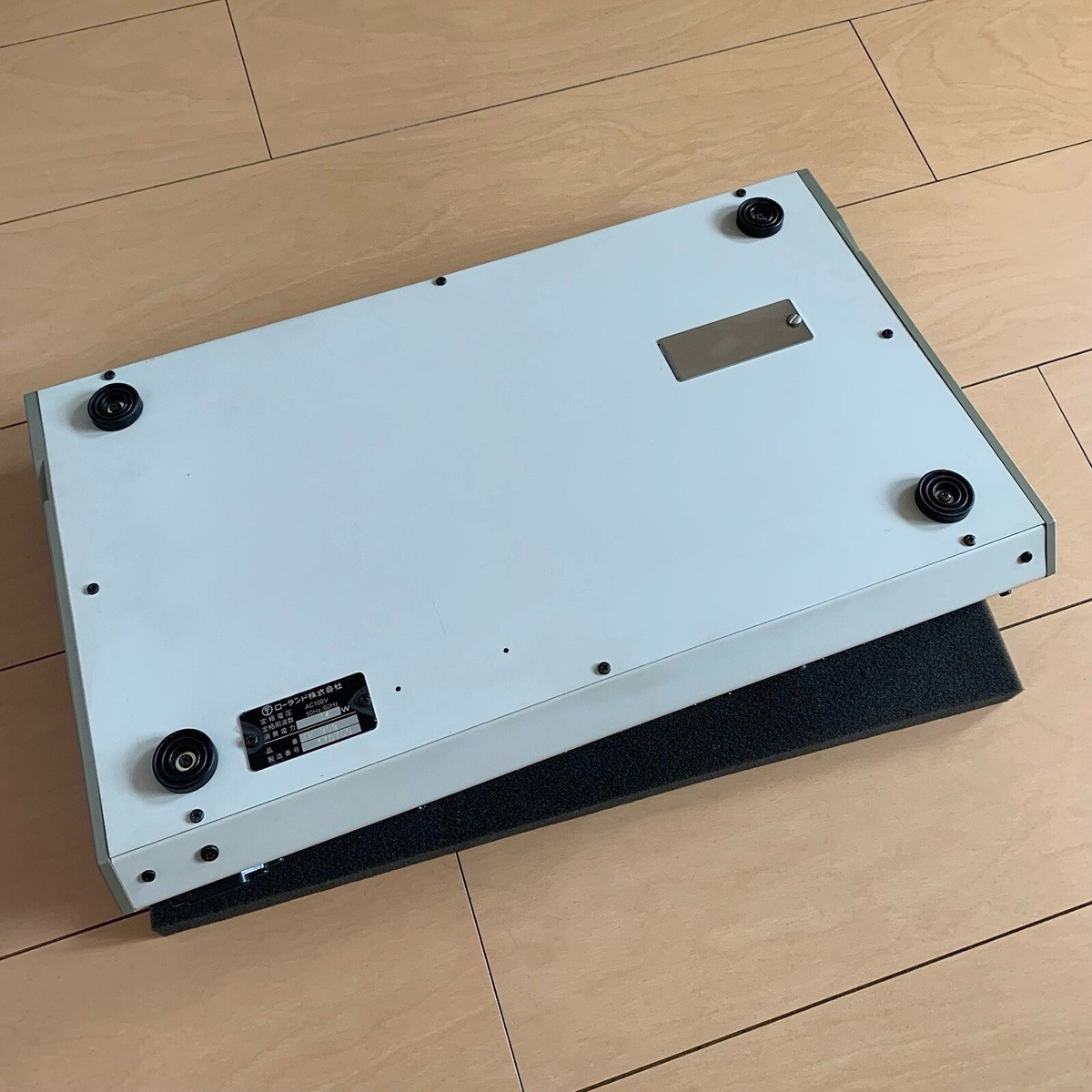 Original Roland TR-909 Rhythm Composer Tested fully functional