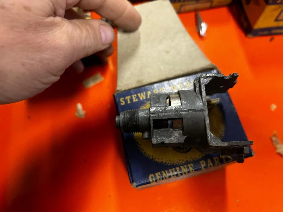 Nuevo de Lote Antiguo Stewart Warner Mecanismo Velocímetro #411314 Foto 2 de 4