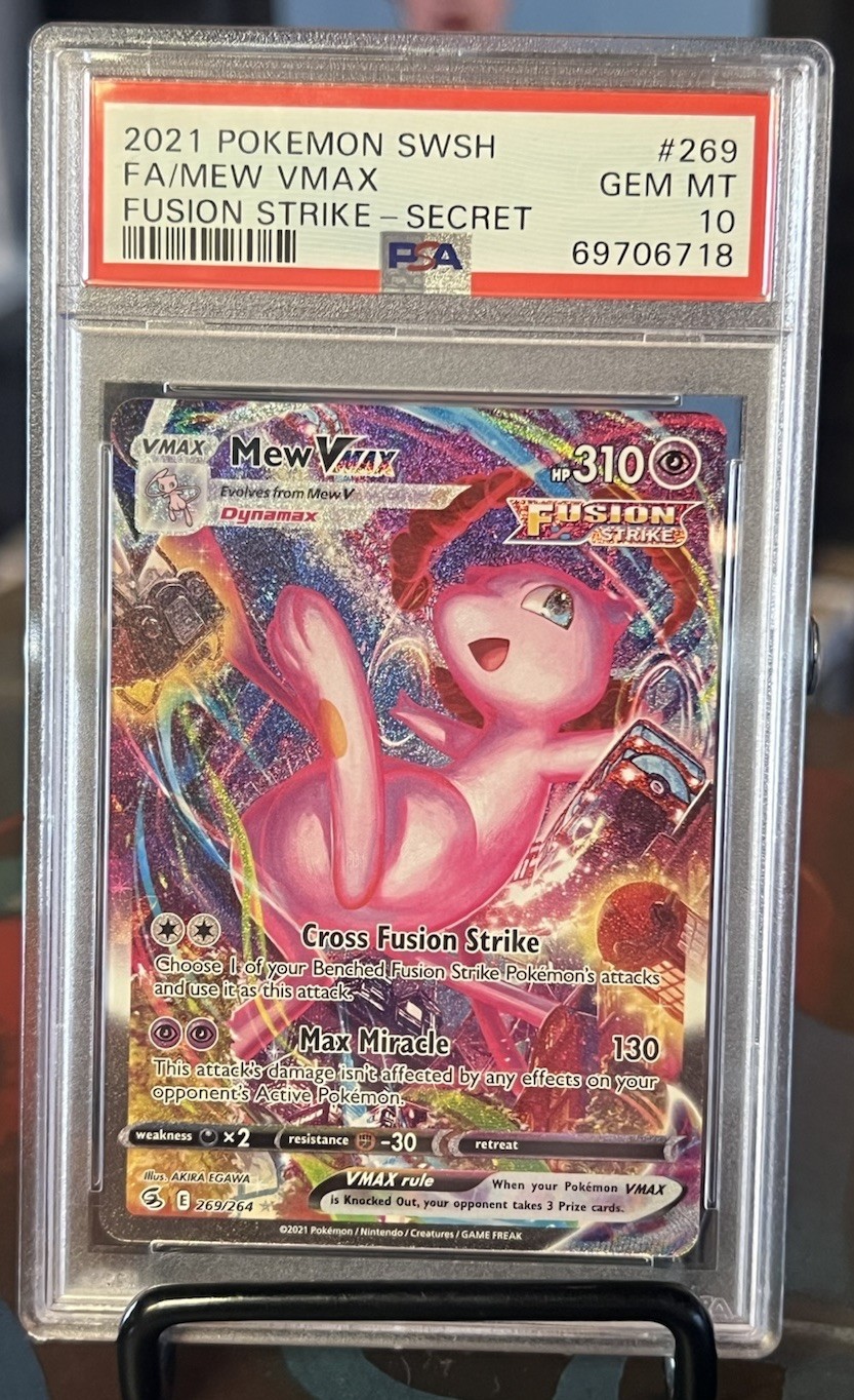 Mew VMAX 2021 Sword & Shield: Fusion Strike #269/264 Holo
