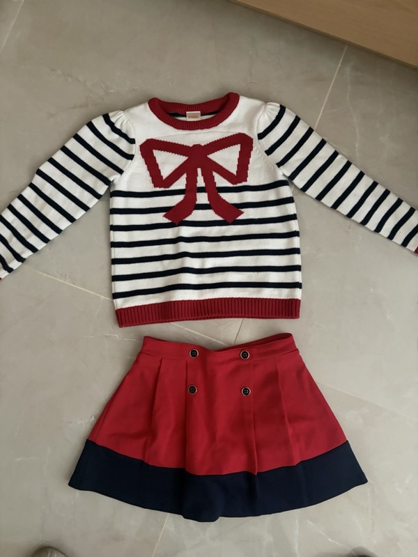 Gymboree Girl Sweater Skirt Set 6