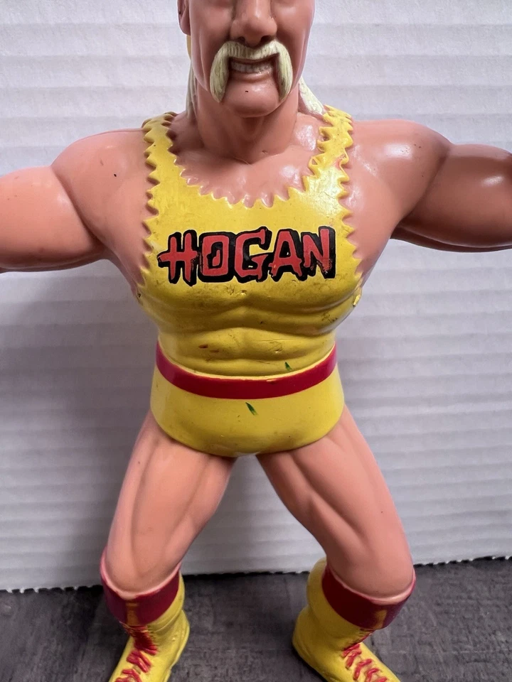 Винтажная экшн-фигурка рестлера 1994 WCW Hulk Hogan серия 1 ЧИТАЙТЕ/СМОТРИТЕ ФОТО - Изображение 3 из 4