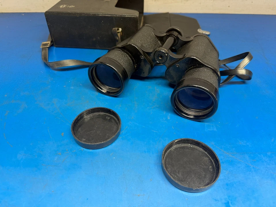 Vintage Tasco Binoclars No 31 Fully Coated Caps Case 20X50 Zoom 157FT-1000 YDS - Image 4 of 4