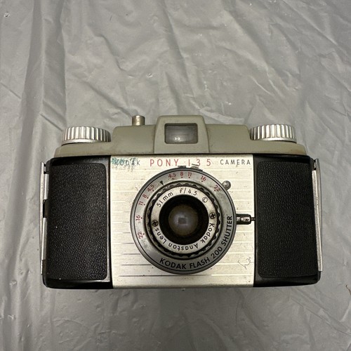 Macchina fotografica Kodak Pony 135 NON TESTATA - Foto 1 di 9