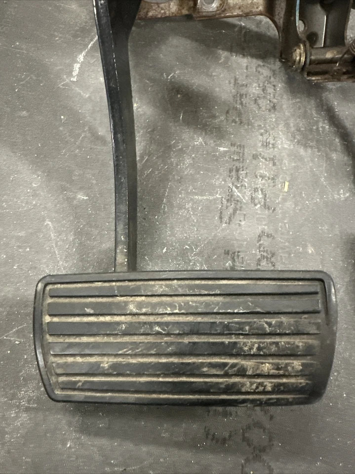 Pedales Honda Accord 1990 Foto 3 de 4