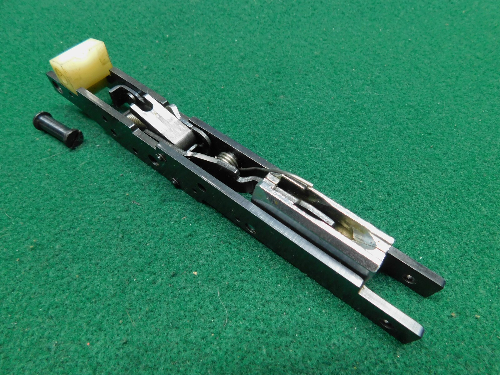 marlin-glenfield-model-60-feed-control-side-plates-assembly-22lr-old
