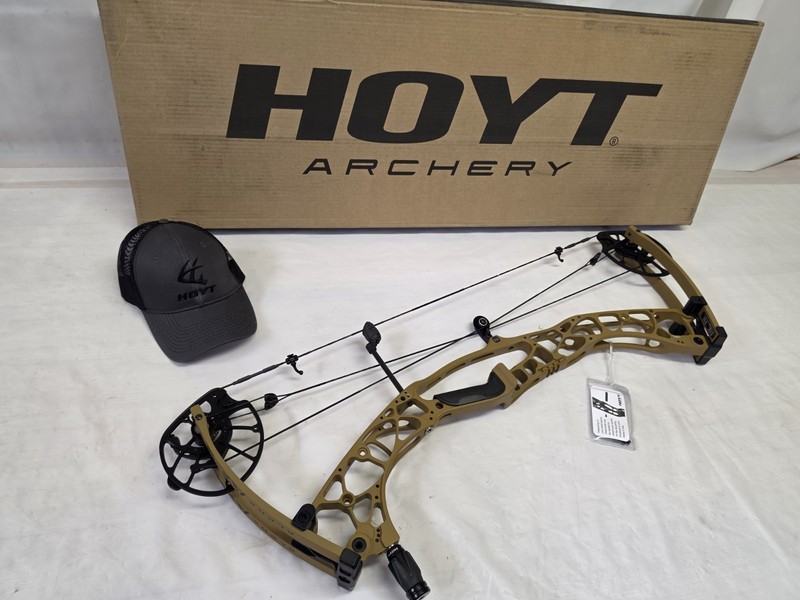 Hoyt AX-2 32 LEFT HANDED 55 - 65lbs/26" - 31"/Bourbon