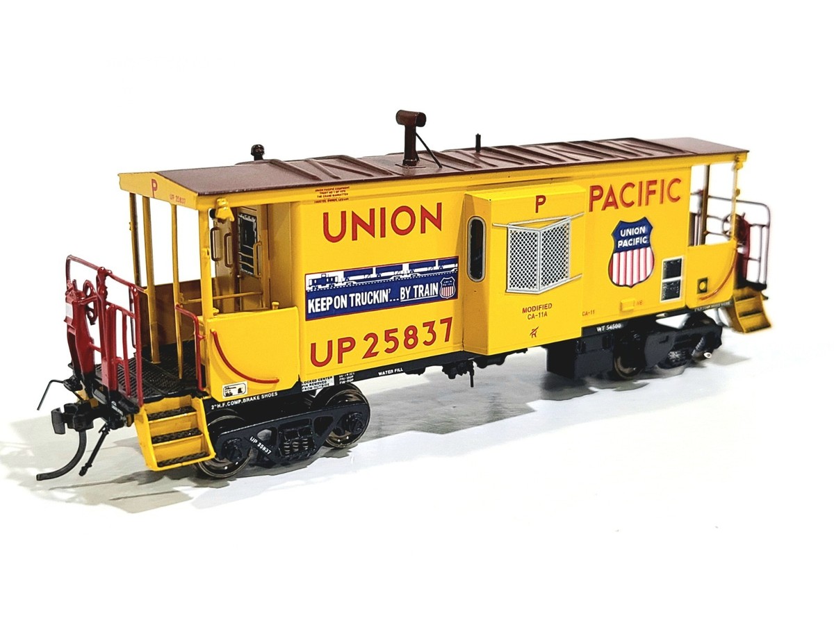 Overland OMI UP Modified CA-11 Caboose Union Pacific #25837 HO