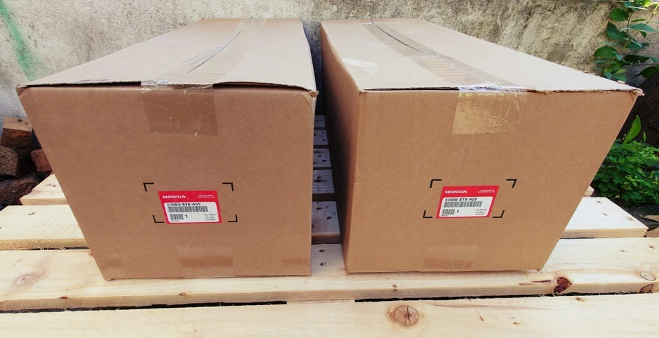 GENUINE ACURA MDX & ZDX 2010-2013 ELECTRONIC SHOCK ABSORBERS 51606-STX-A59 R&L - Image 2 of 4