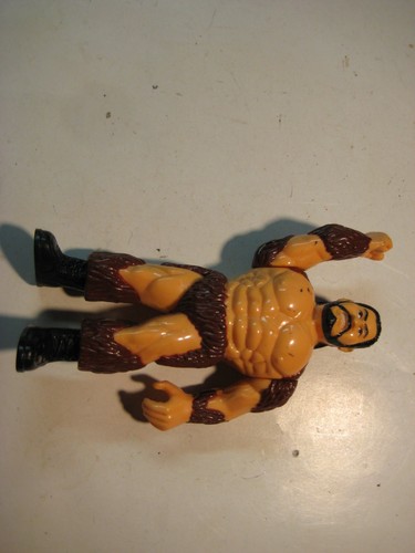 vtg wwf wwe 1990 wrestling figure Hasbro giant Gon...