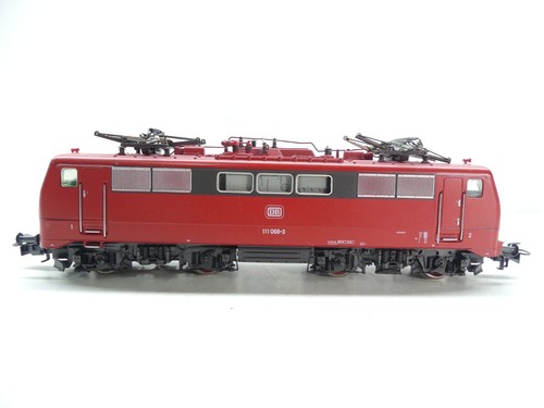 Märklin H0 3660 E-Lok BR111 068-3, DB -DIGITAL- AC, Licht, TOP o.OVP #65510 | Zustand: Gebraucht