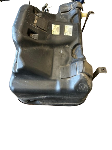 Range Rover Evoque 12-17 OEM Fuel Tank Assembly W/ Skid Plate LR095424 - Imagen 4 de 5