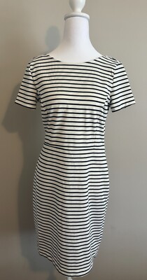 Banana Republic Women's Short Sleeve Striped Black and White Midi Dress Size 4