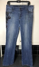Wrangler Rock Size 11 X 32 Low Rise Embroidered Stretch Boot Blue Jeans