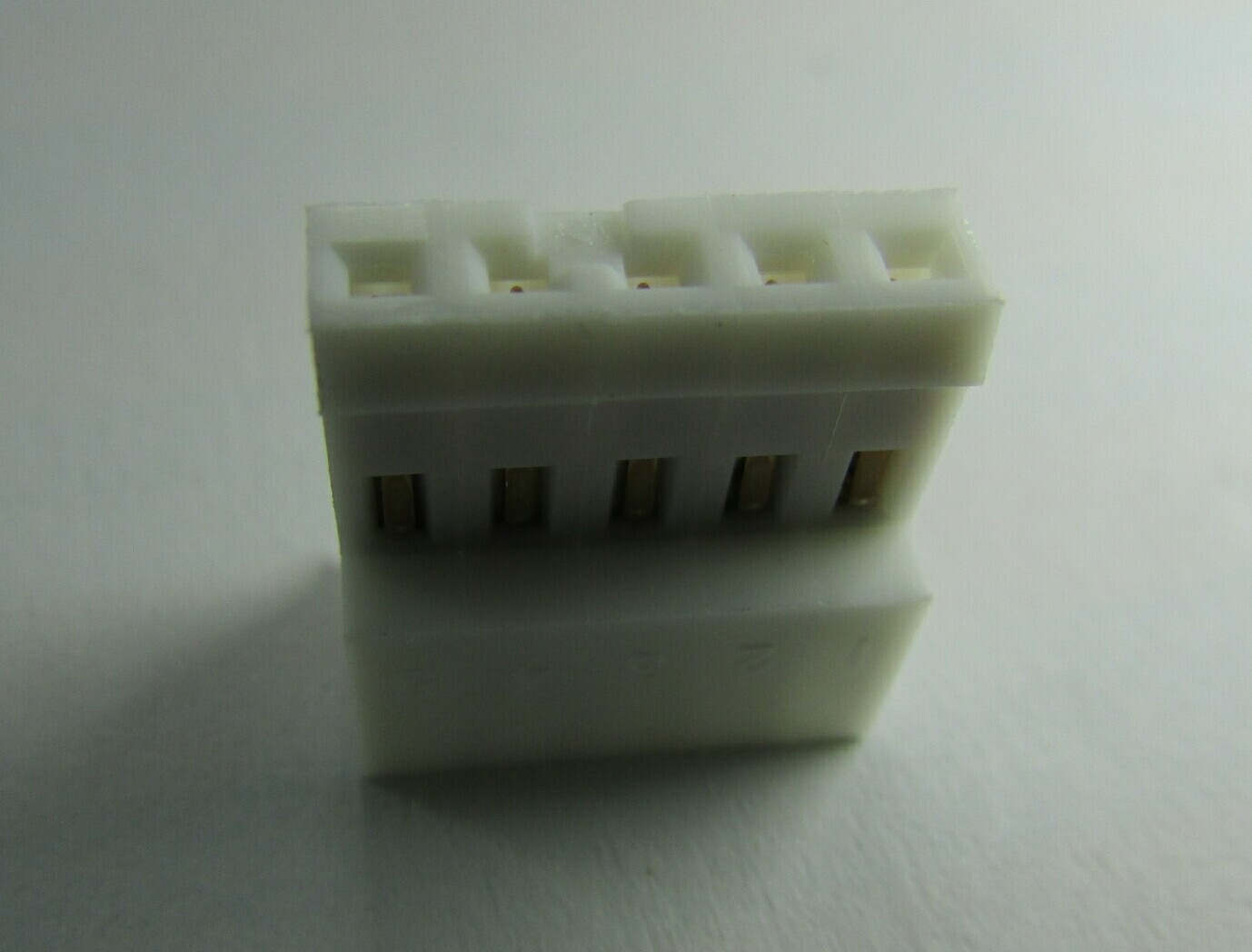 Lot 20 Amp Tyco 5Position Self Stripping Ribbon Cable Connectors