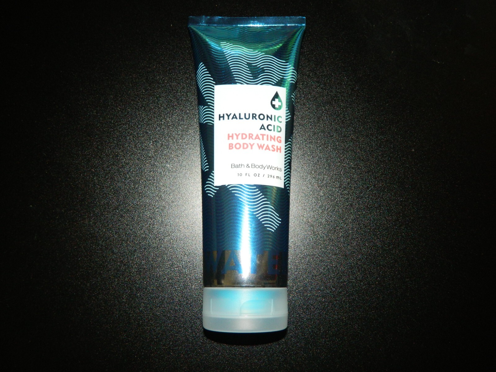 Bath & Body Works Hyaluronic Acid Hydrating Body Wash 10 oz NEW