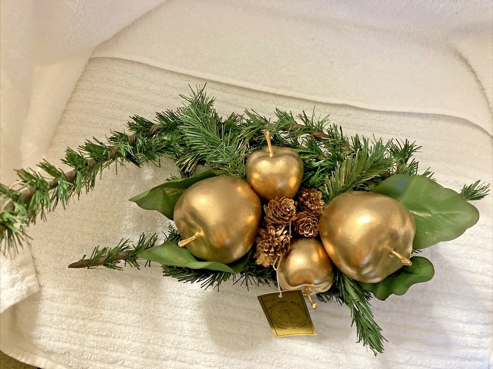 SULLIVAN SILK CHRISTMAS CENTERPIECE GOLD APPLES & PINE CONES 15"x8" NEW