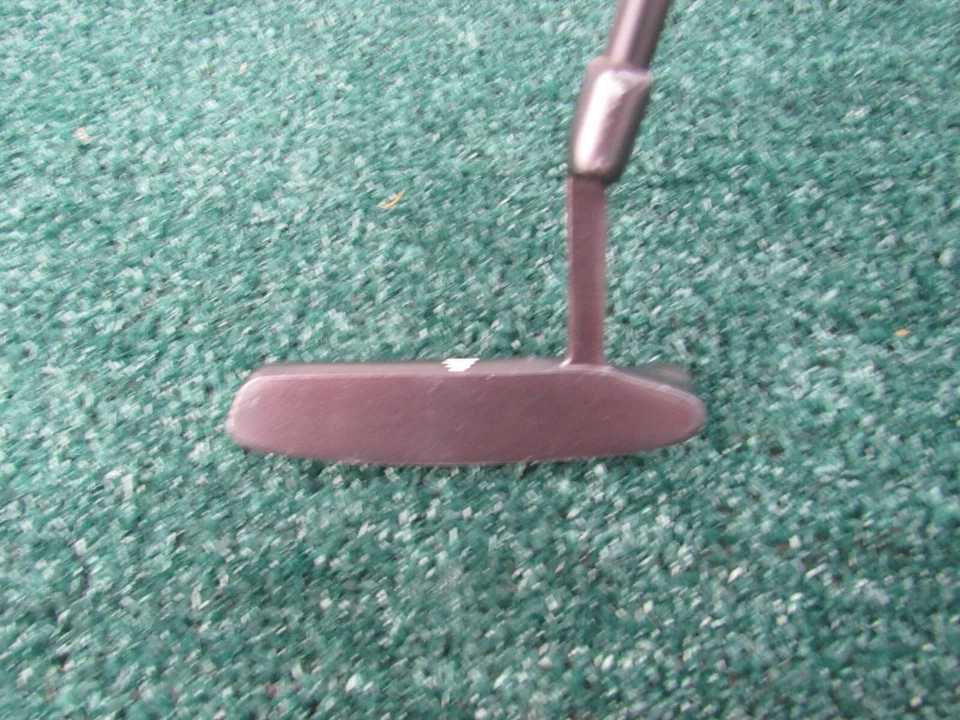 Pro Select Edition 36 Inch Putter Acculite Titanium Magnesium Alloy Shaft RH - Image 2 of 4
