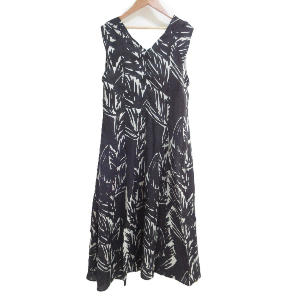 WRITE WELL Leaf Pattern Sleeveless Flared Long Dr… - image 2