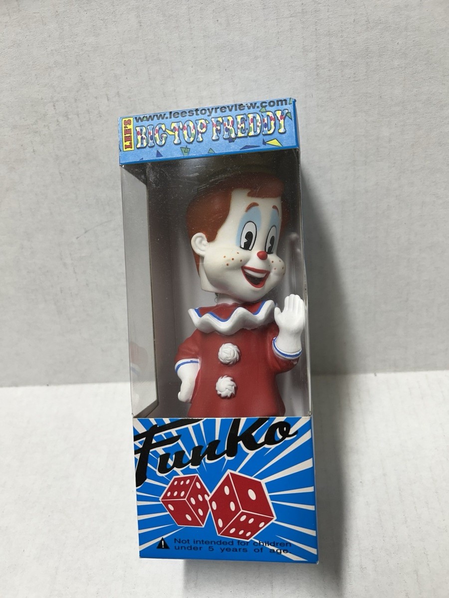 【FUNKO Wacky Wobbler】　Freddy Bigsize Amazon.com: Funko Fun on The Run Wacky Wobblers - Freddy