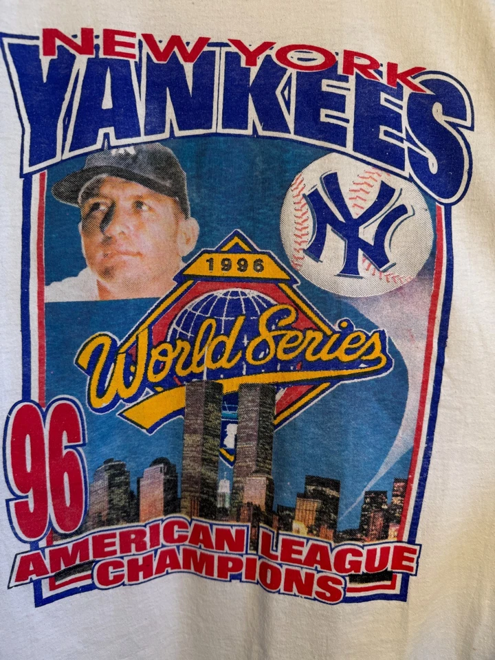 Camiseta De Colección 1996 New York Yankees Serie Mundial Mediana Torres Gemelas Foto 2 de 3