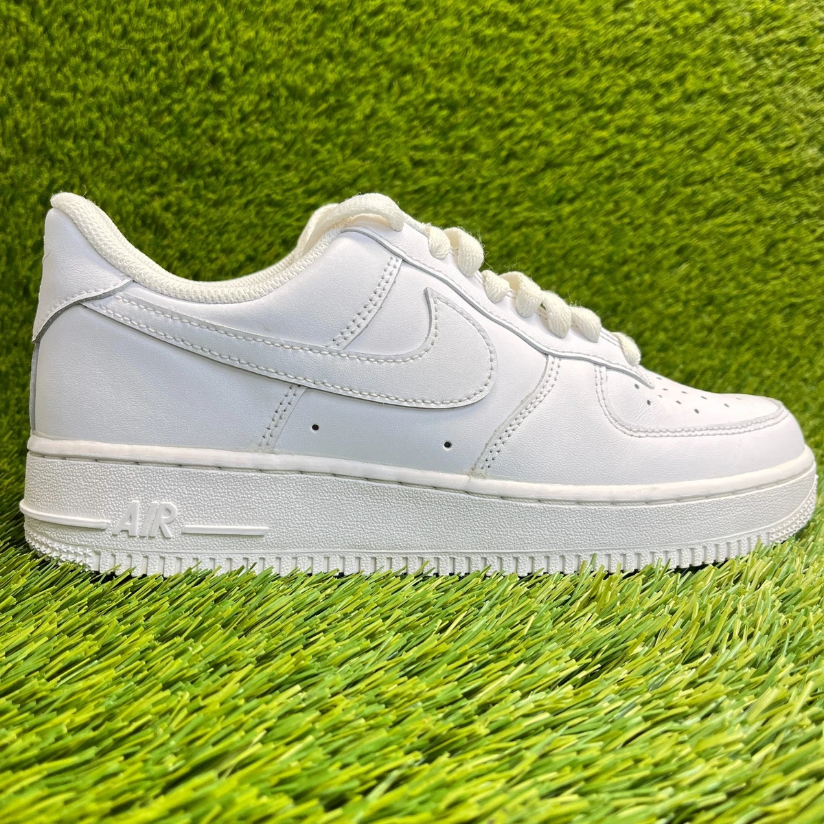 Nike Air Force 1 07 Low White for sale | eBay