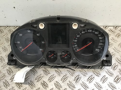 Tacho VW Passat Variant (3C5, B6) 1.9 TDI 77kW 105PS 3C0920871K Kombiinstrument
