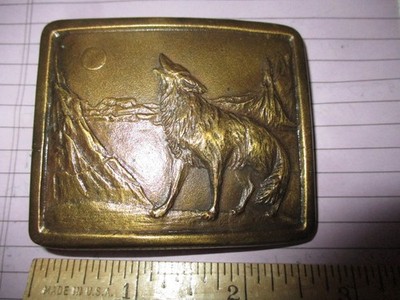 Howling Wolf Indiana Metal Craft Belt Buckle 1976 Brass  display picture 3