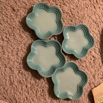 Le Creuset Cool mint green Small Flower Plate sauce plate
