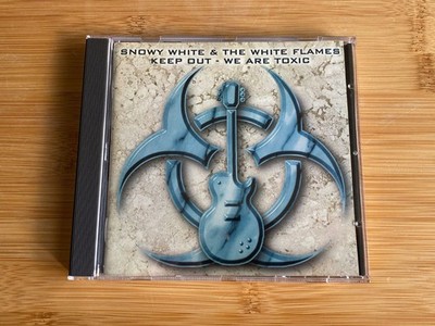 CD - Snowy White & The White Flames - Keep Out - We Are Toxic [Sehr Gut]