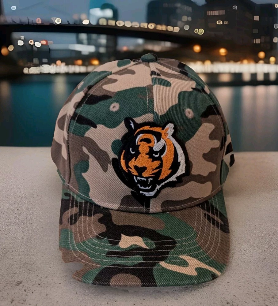 Cincinnati Bengals Green Camo cap/ Hat. Quality Comfort and style Adjustable New