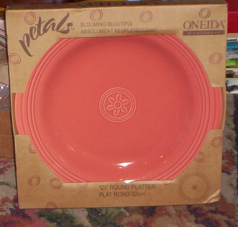 Oneida PETALS Chop Platter 12.5