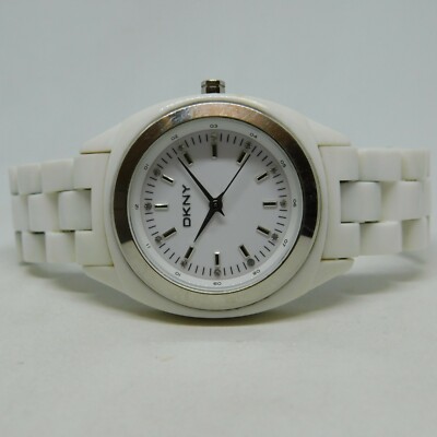 DKNY NY-4925 White Tone Quartz Analog Women's Watch Sz. 5 3/4''
