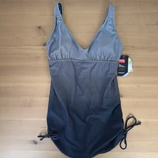 TYR Swimsuit Womens 8 Black USP 50+ Performance One Piece Skirted Swimsuit NEW