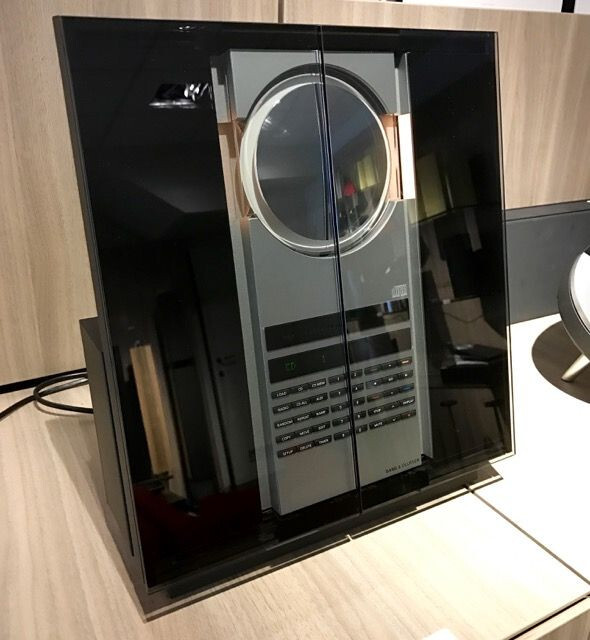 Bang&Olufsen - Beosound 3200と付属スタンド(美品) Bang&Olufsen - Beosound 3200と付属スタンド(美品) - メルカリ