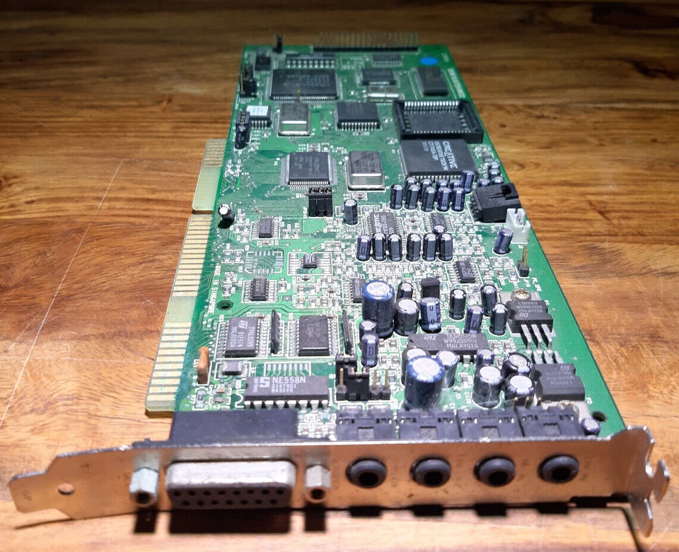 Creative Sound Blaster AWE32 ISA Soundkarte (CT3910, EMU8000, retro, 1995) - Bild 2 von 3