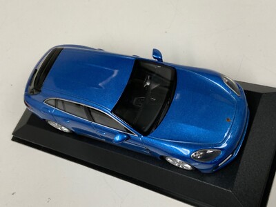 1/43 Minichamps Porsche Panamera 4S Diesel Blue Dealer Edition