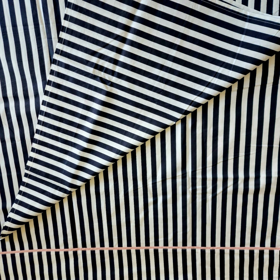 SÁBANA PLANA COMPLETA POTTERY BARN EMILY & MERITT RAYAS DE PIJAMA ROSA BLANCO Y NEGRO Foto 2 de 4