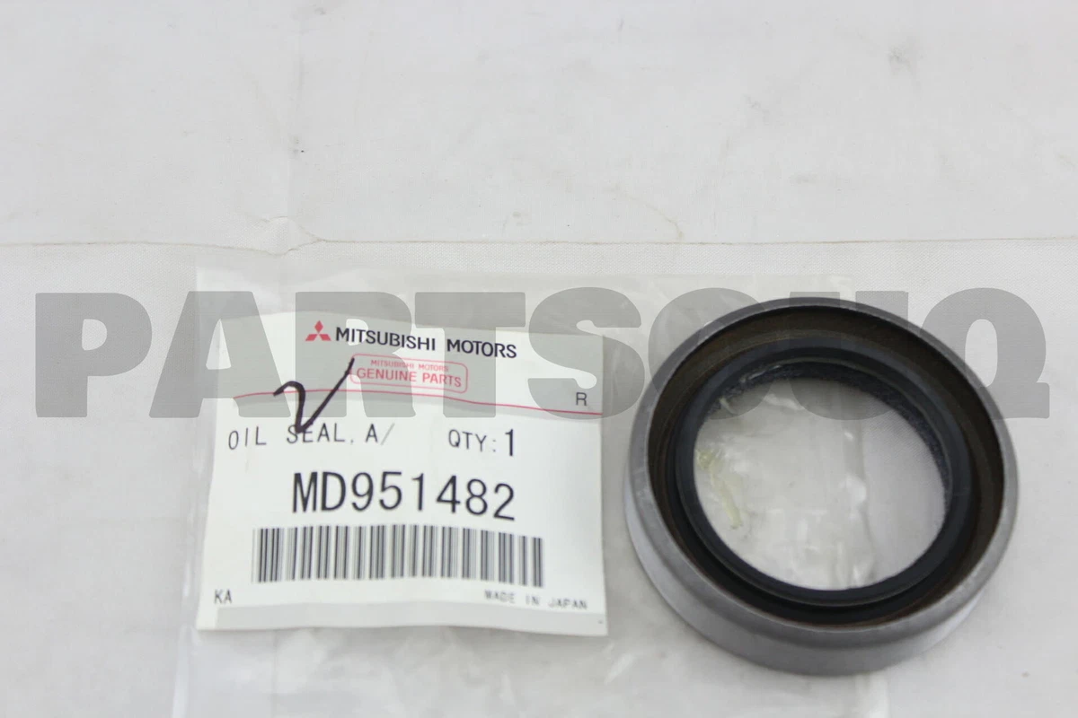 MD951482 Genuine Mitsubishi OIL SEAL,A/T CASE MAN SFT OEM | eBay
