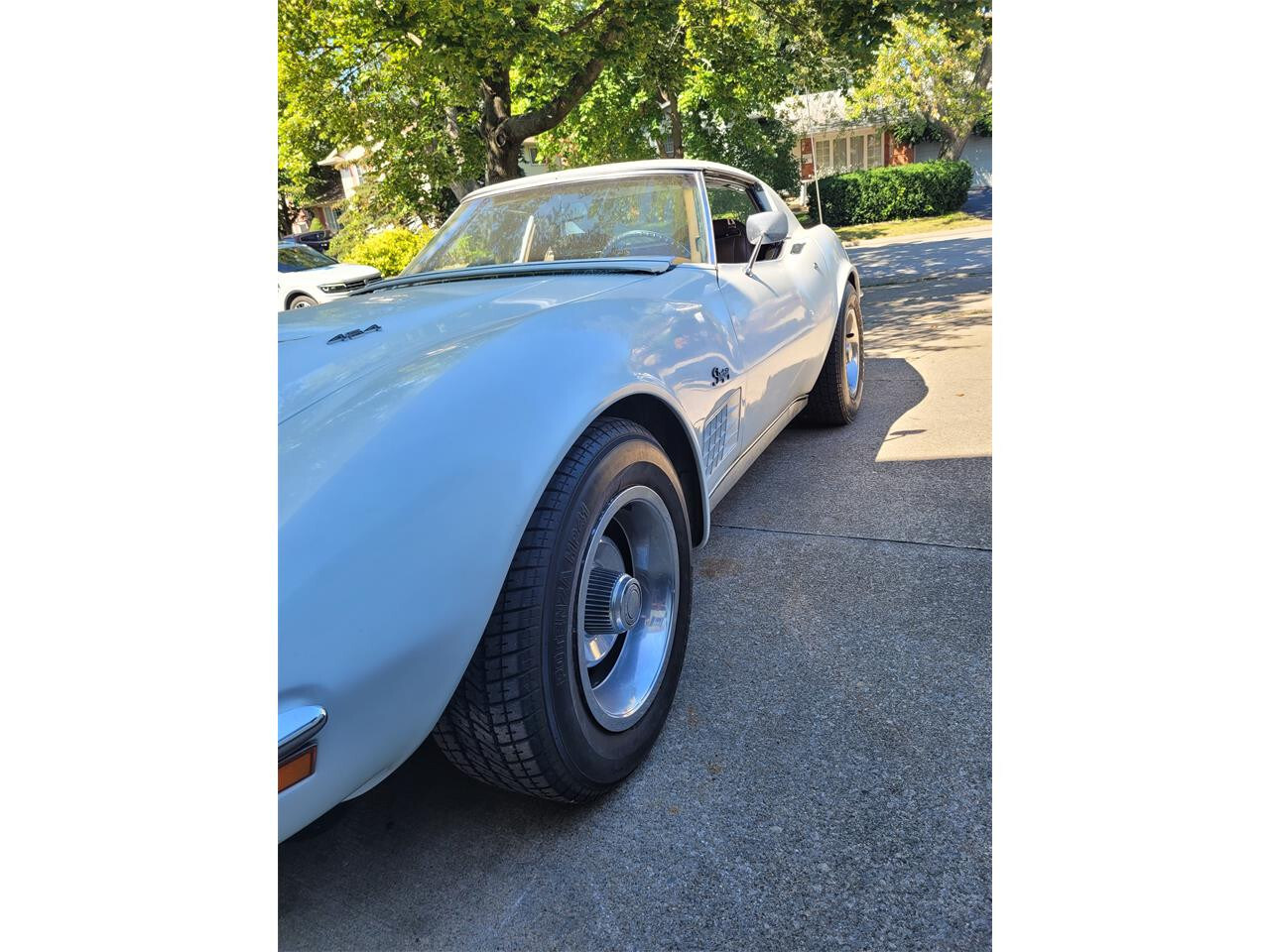 1972 White Chevrolet Corvette   | C3 Corvette Photo 4
